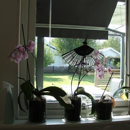 Private Room For Rent In A Villa With Garden View Älmhult Exterior foto